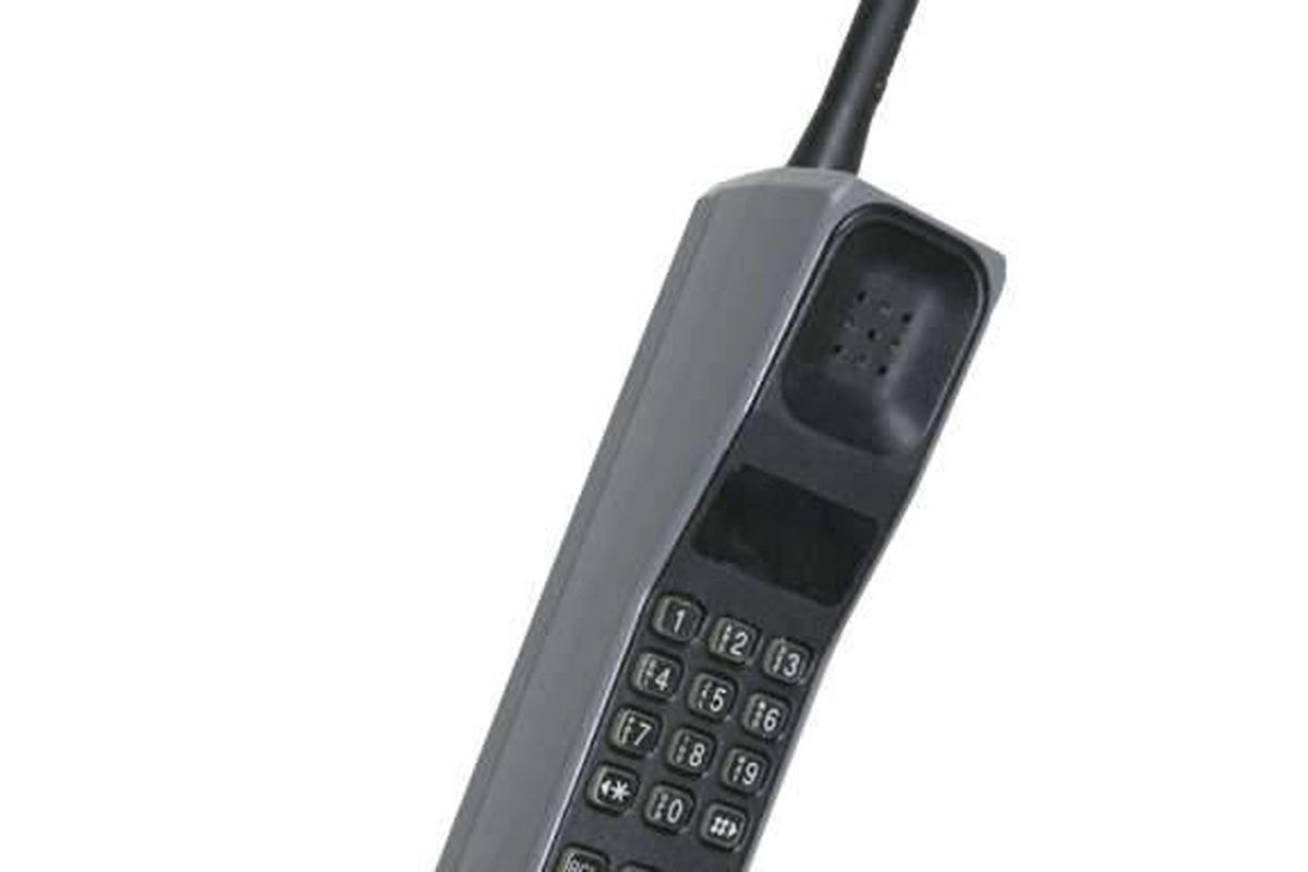 History of Technology: Discover the First Mobile Phone