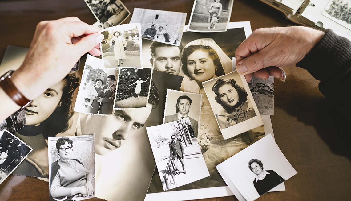 Discover the Best Way to Digitize Old Photos Techmaj